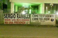 2008-04-29 Via Ramelli 02 Fiamma Tricolore e Blocco Studentesco